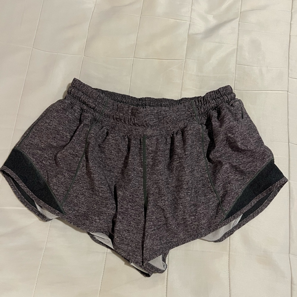 Lululemon Hotty Hot Short 2.5”